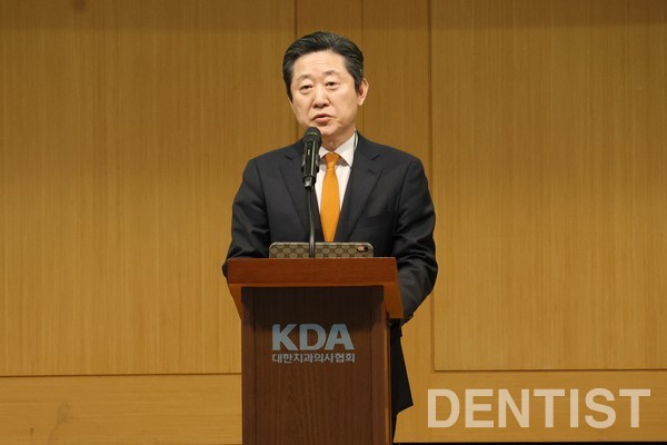 ▲ 기호 2번 권긍록 후보